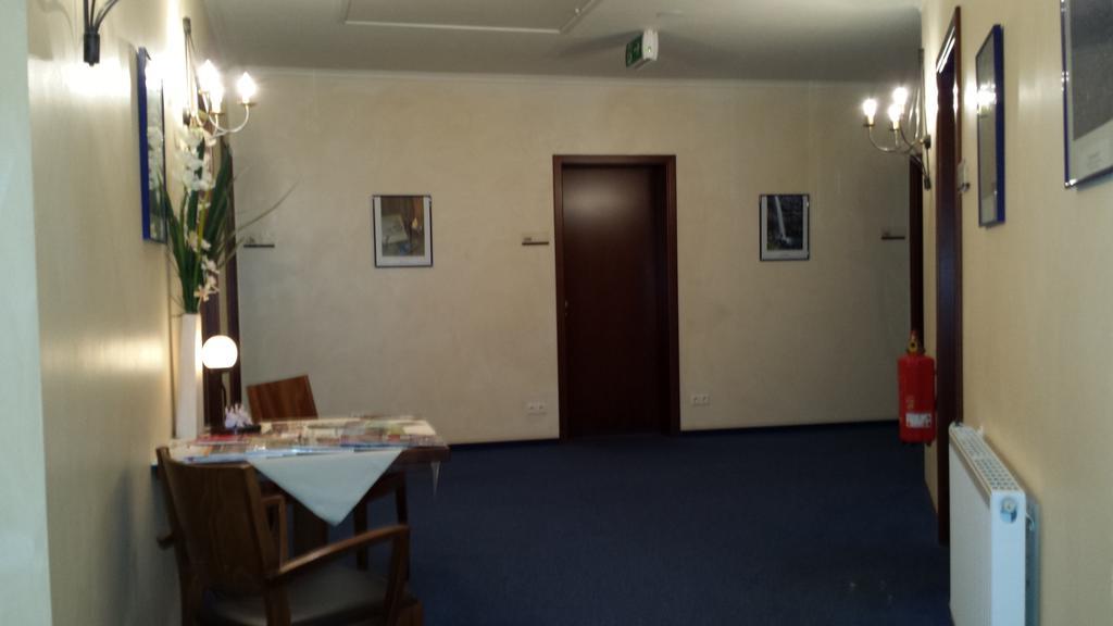 Hotel Restaurant Am Pfauenhof 쿼켄브루크 외부 사진