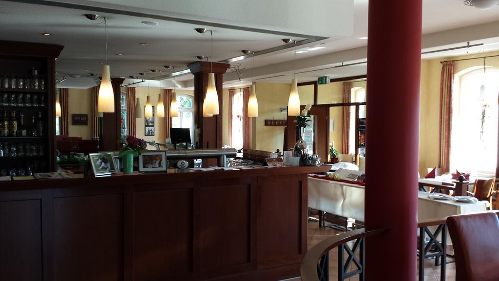 Hotel Restaurant Am Pfauenhof 쿼켄브루크 외부 사진